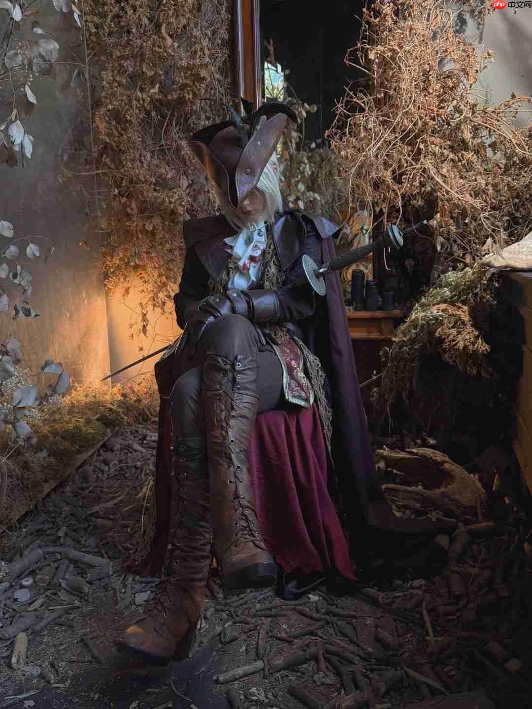 Coser神还原《血源诅咒》玛利亚 落叶中的致命优雅